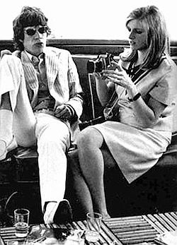 Linda Eastman at a 1960s photo shoot with Mick Jagger of the Rolling Stones.