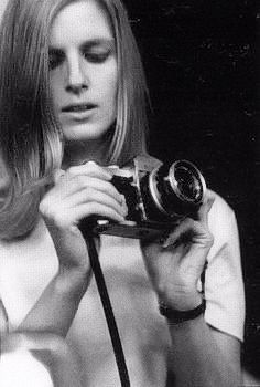 1960s: Photographer, Linda Eastman.