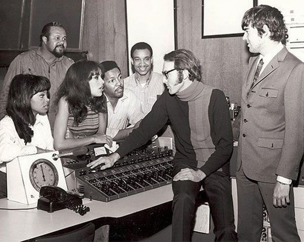 At Western Recording Studios in L.A., “Bones” Howe, seated, with members of the 5th Dimension pop recording group, left, and Jimmy Webb standing, far right, during sessions for “The Magic Garden” album. Click for 'Ultimate 5th Dimension' CD.