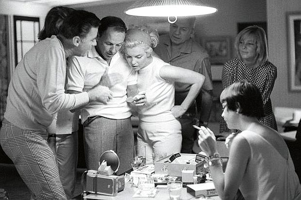 Lot Detail - 1953 JOE DIMAGGIO, MARILYN MONROE, BOB HOPE & WILLIAM