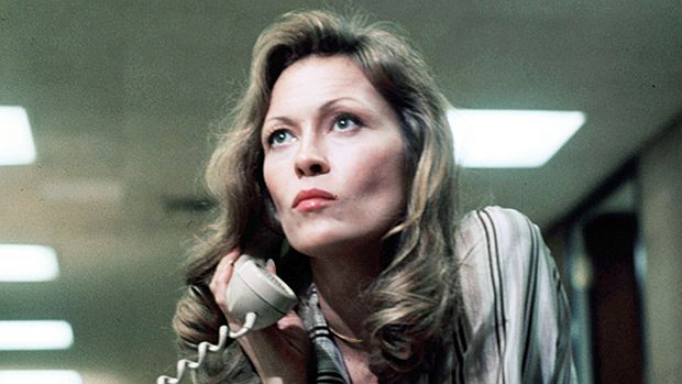 Diana Christiansen, the hard-charging, no-nonsense director of programming at UBS-TV, played by Faye Dunaway, sees a ratings gold mine in the “angry man” tirades of newsman, Howard Beale. 