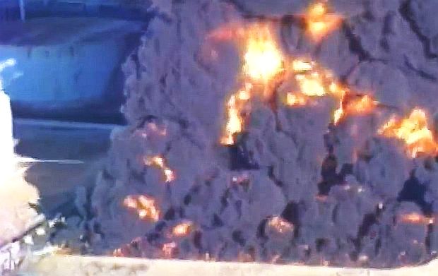 1989 WAFB-9 TV news footage of roiling storage tank fires, shot from a helicopter, offering a closer view of part of the refinery inferno that raged following Christmas Eve 1989 blast at Exxon’s Baton Rouge, LA refinery. 